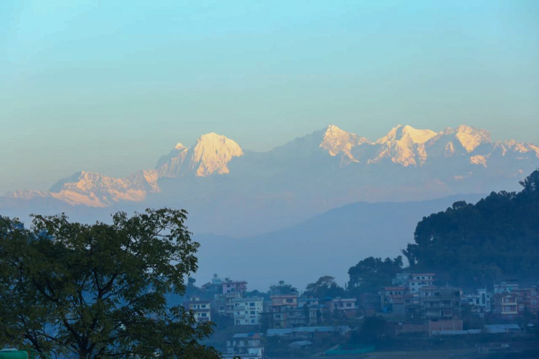 गोदावरीबाट देखिएको सुन्दर हिम श्रृंखला