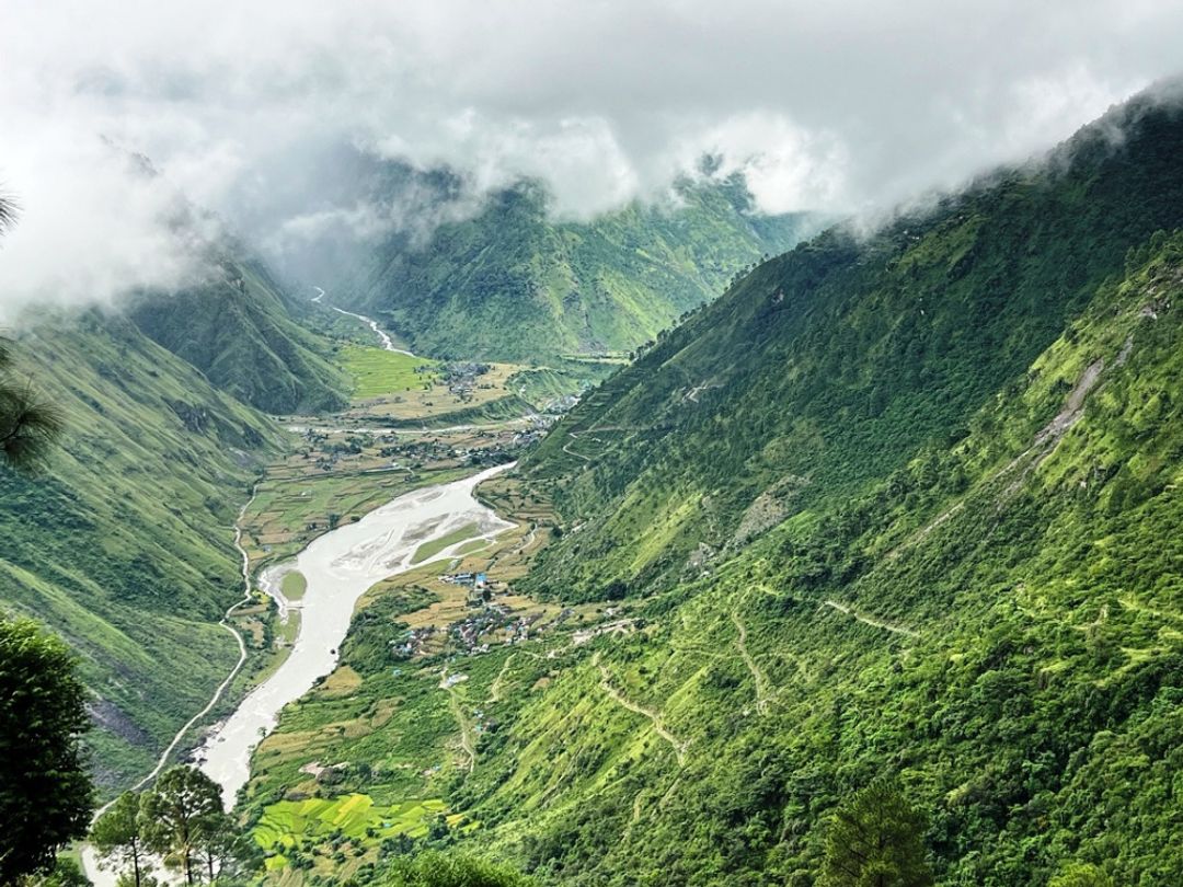 भिरको काखमा बस्ती (फोटो फिचर)