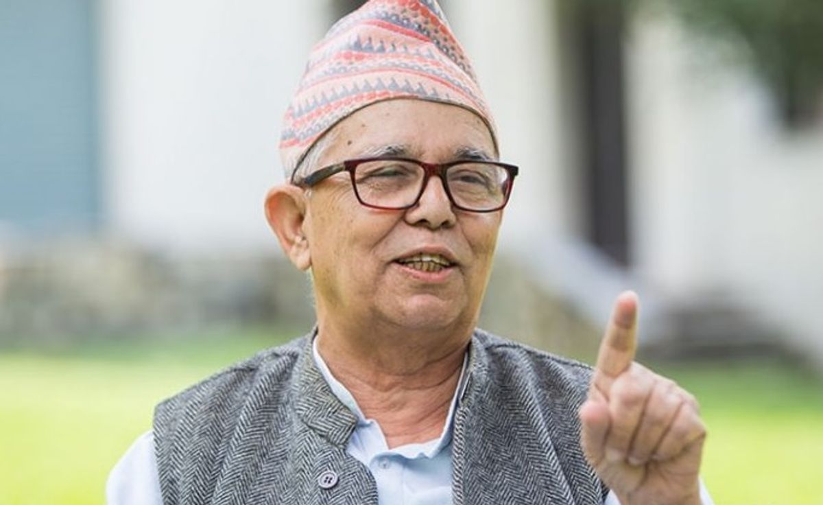 कांग्रेस सांसदले संसदभित्रै लिए संविधानको हुर्मत