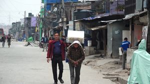 सुकुम्बासी बाउ–छोरा भन्छन्: ‘गोली खान तयार छौं तर विस्थापन स्वीकार छैन’