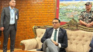 पुनर्निर्माण र आर्थिक सहकार्यका एजेन्डासहित अर्थमन्त्री वाग्ले भारत प्रस्थान