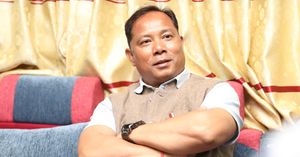 सर्वोच्चले दिएन अन्तरिम आदेश, रेशम उम्मेदवार बन्न नपाउने