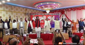 सरकारलाई खबरदारी गर्न  ७ दलीय ‘अग्रगामी मोर्चा’ घोषणा