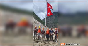 रसुवागढीस्थित नेपाल–चीन सीमा नाकामा फेरि फहराइयो नेपालको झण्डा