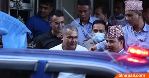 सर्वोच्चको आदेशपछि पनि दुर्गा प्रसाईं थुनामै, यस्तो छ कारण