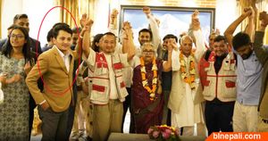 प्रहरी असई कुमार शर्माको कार्ड बोकेर हिड्थे स्वघोषित जेन–जी अभियन्ता शाही