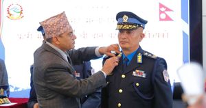 दानबहादुर कार्कीले लगाए आईजीपीको फुली