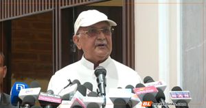 देशै बर्बाद भएपछि खेलमात्रै अगाडि जान सक्दैन, नेपालको हालत त्यही भएको होः ओली
