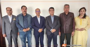 व्यवसायीहरू धमाधम पक्राउ पर्न थालेपछि निजी क्षेत्रको चेतावनीः अर्थतन्त्र संकटतर्फ धकेलिन सक्छ