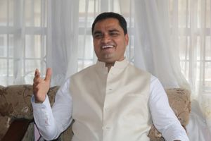 स्वास्थ्य प्रणालीको दीर्घकालीन सुधारमा सरकार केन्द्रित होस्: प्रदीप पौडेल