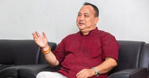विरगंजका मेयरविरुद्ध पक्राउ पुर्जी जारी