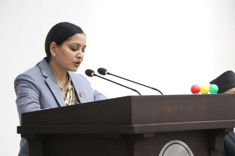 छ महिनाको सुत्केरी बिदा मातृत्वको सम्मान र स्वस्थ मानव पुँजी निर्माणसँग जोडिएको विषय हाे: मन्त्री मेहता
