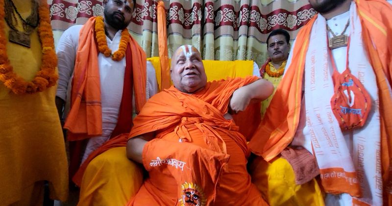 स्वामी रामभद्राचार्यको टिप्पणीः  भारतप्रति प्रधानमन्त्री बालेनको रवैया ठिक छैन