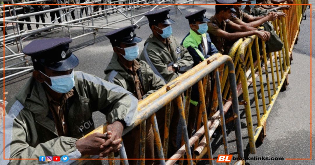 photos: Adnan Abidi/Reuters