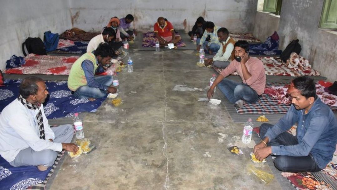 गत वर्ष नाकामा अलपत्र परेका व्यक्तिको खाने र बस्ने व्यवस्थापन स्थानीय तहले गरेका थिए